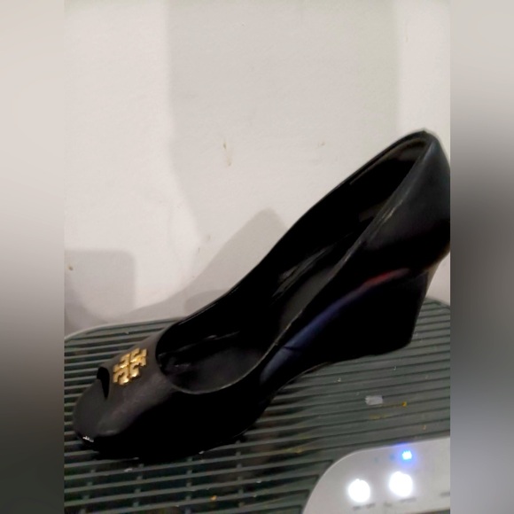 Tory Burch Wedges Size 8 - Picture 4 of 8